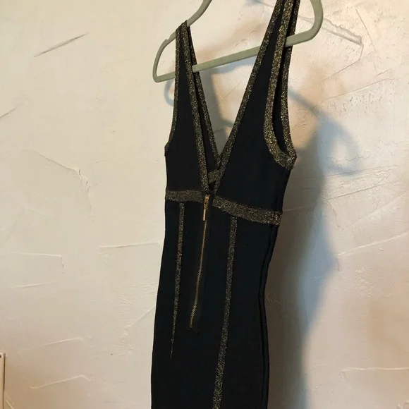 Guess bodycon dress - Picture 4 of 5